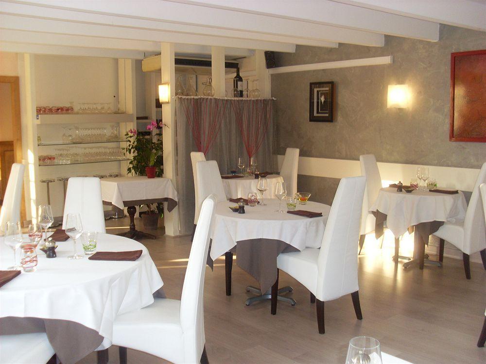 Hotel Restaurant De La Marne Paimpol Dış mekan fotoğraf