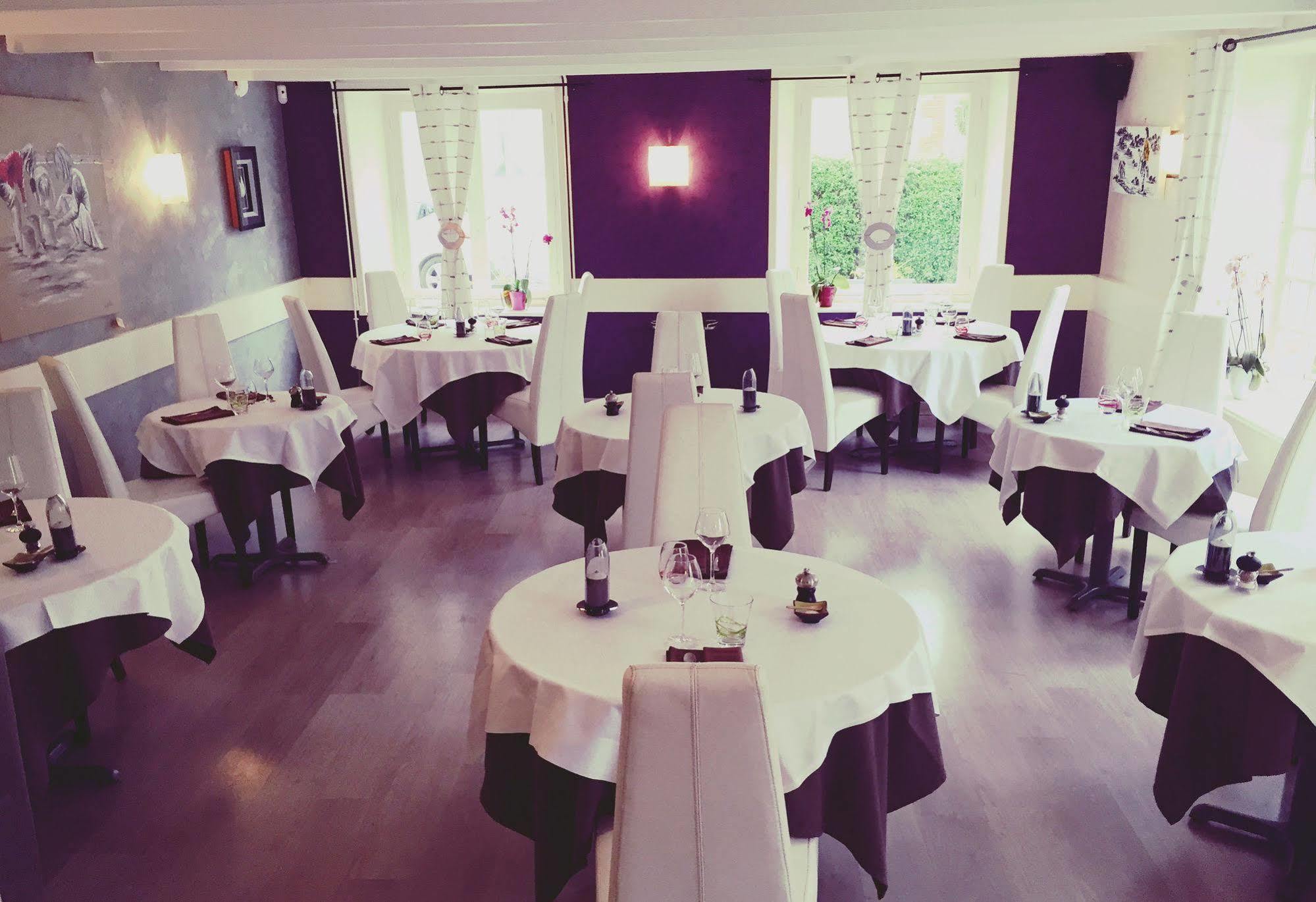 Hotel Restaurant De La Marne Paimpol Dış mekan fotoğraf