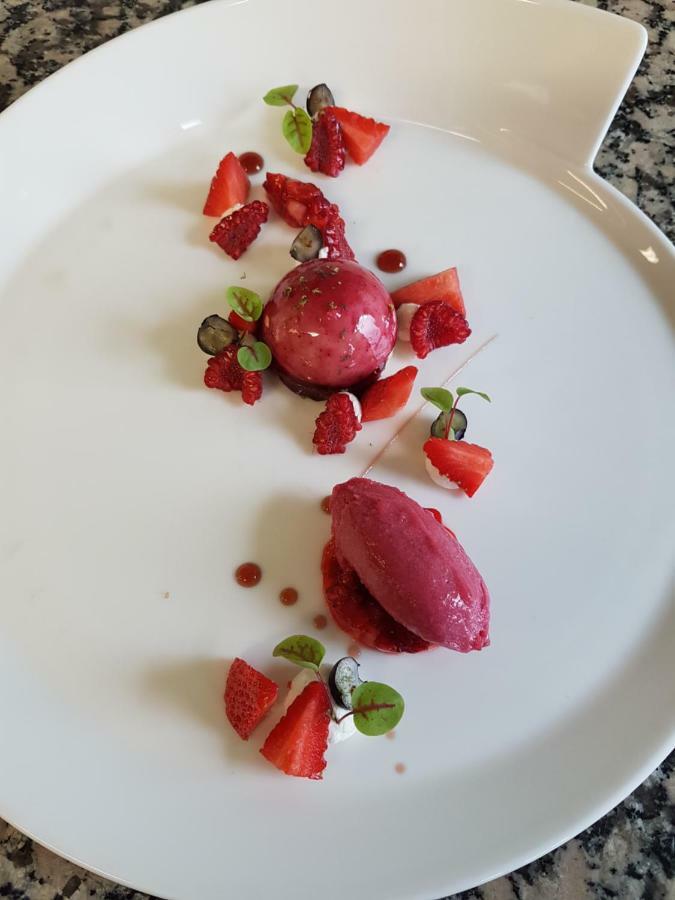 Hotel Restaurant De La Marne Paimpol Dış mekan fotoğraf